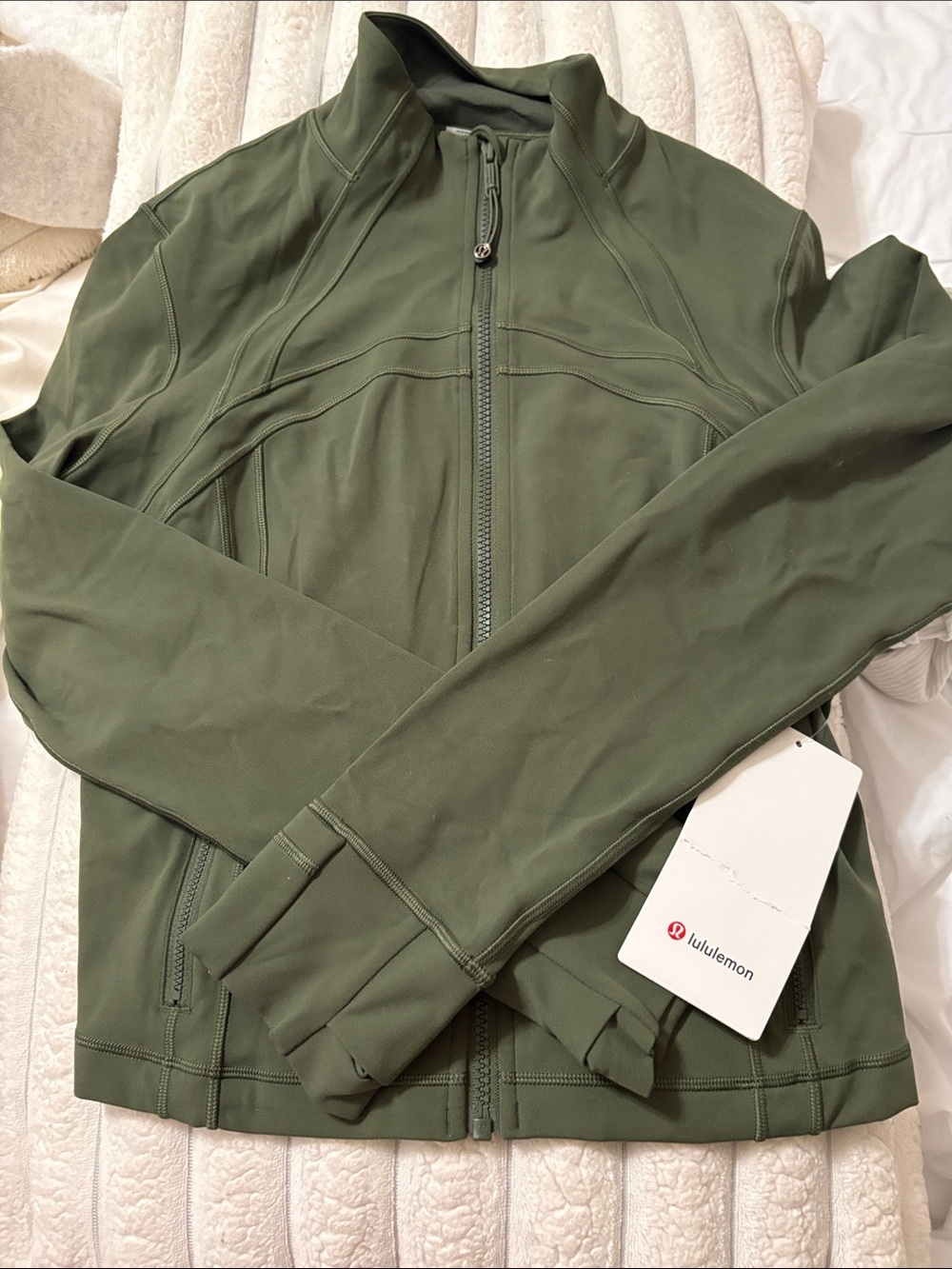 Define cropped jacket